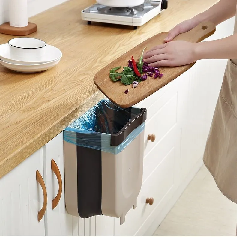 Household hanging folding trash can