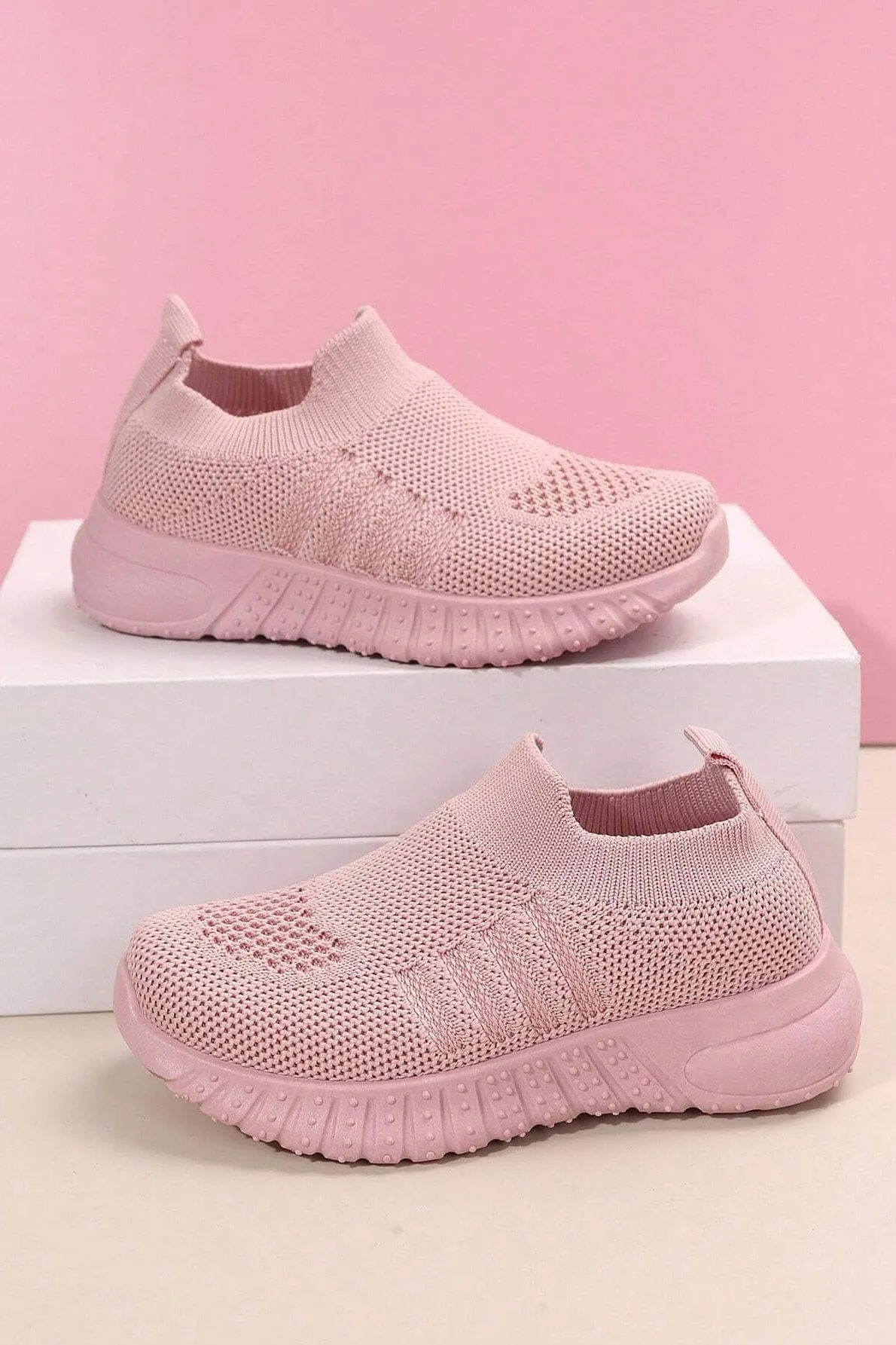 Kid's Lightweight Slip-On Knit Sneakers