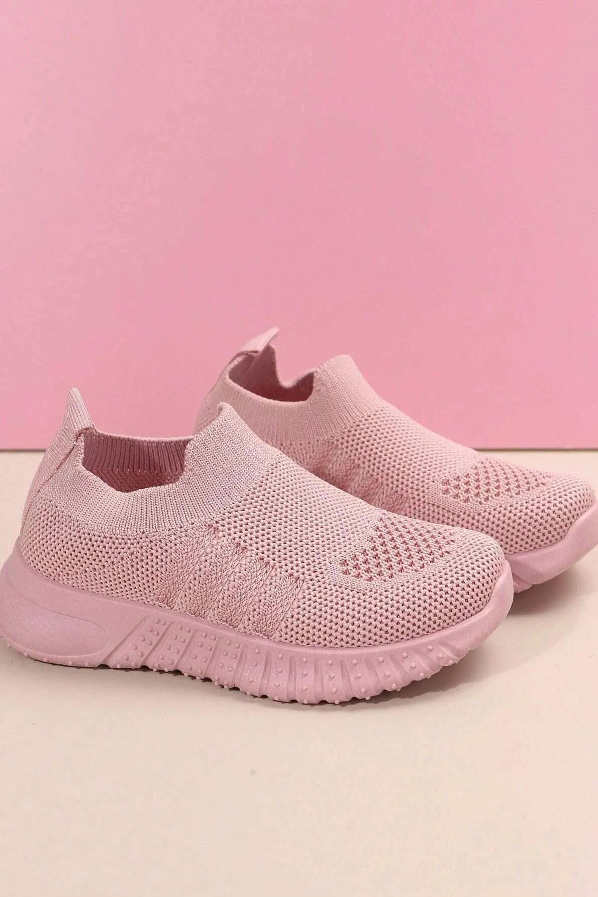 Kid's Lightweight Slip-On Knit Sneakers