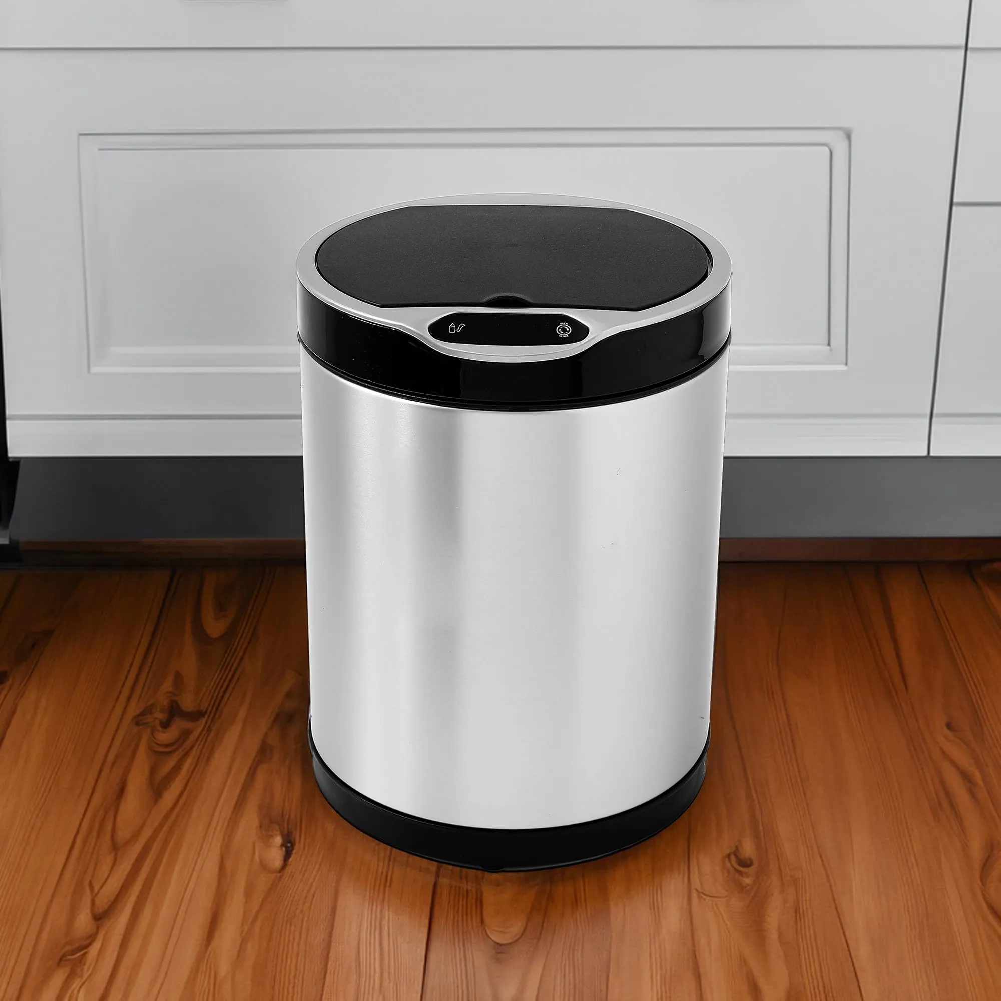 UMAI Round Stainless Steel Dustbin | 8L | Automatic Dustbin With Inner Bucket | Dustbin With Lid & LCD Display | Dustbin For Kitchen | Dustbin For Bathroom/Home & Office | CE & ROHS Certified | Silver